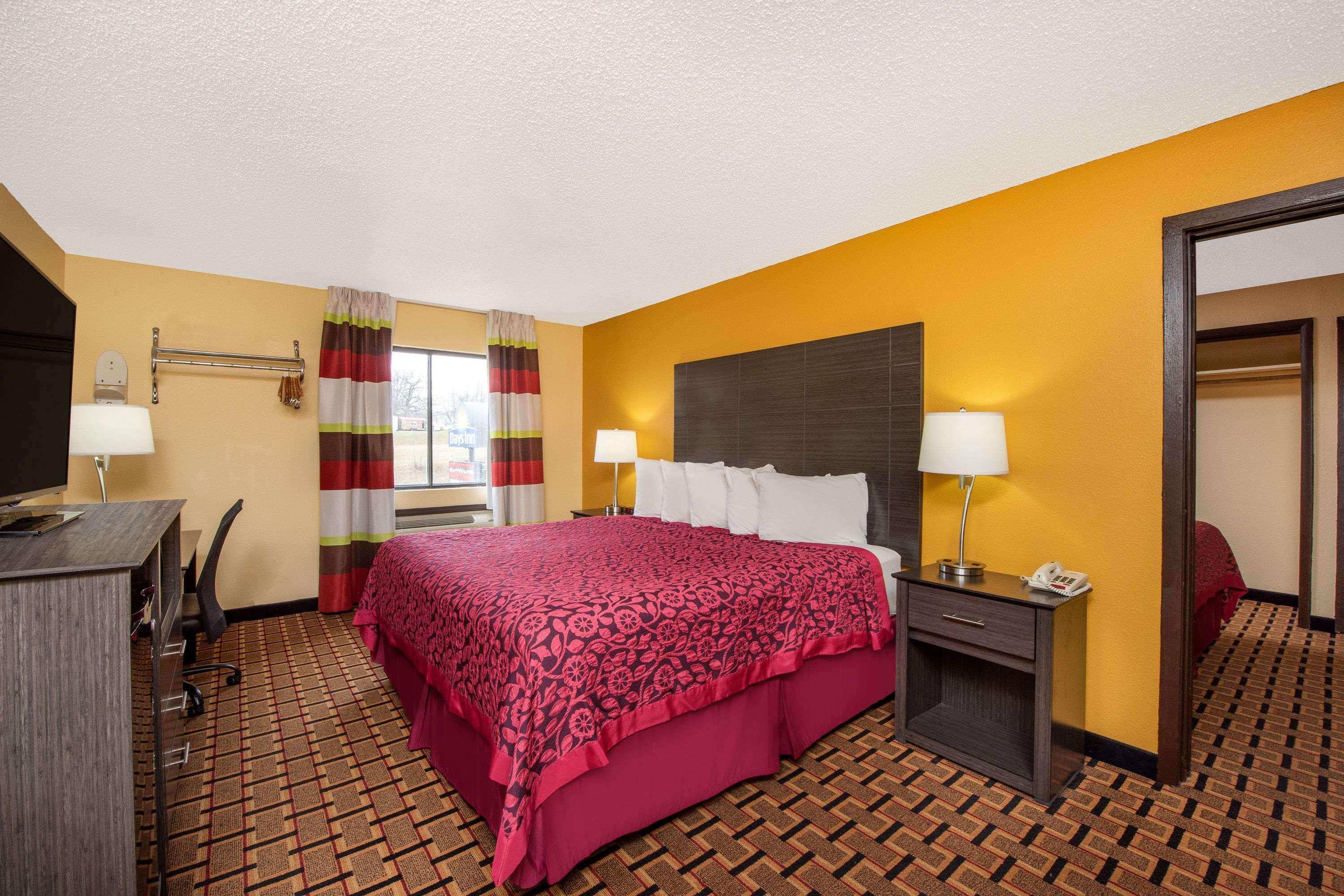 Days Inn By Wyndham Carthage Exteriér fotografie