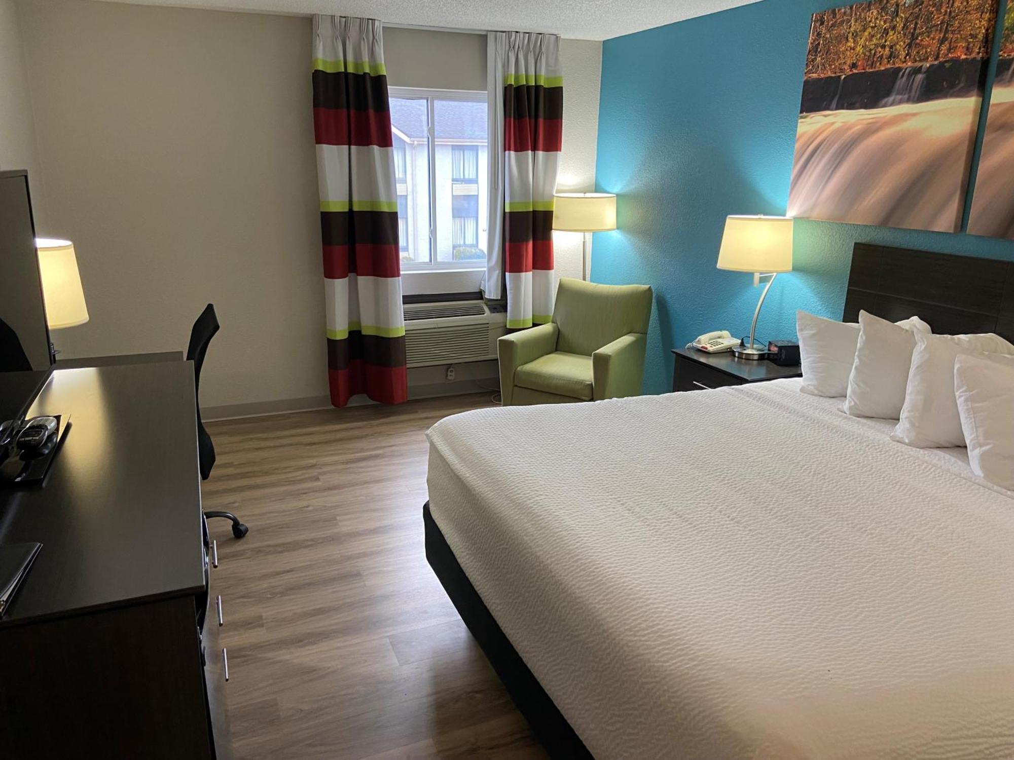 Days Inn By Wyndham Carthage Exteriér fotografie
