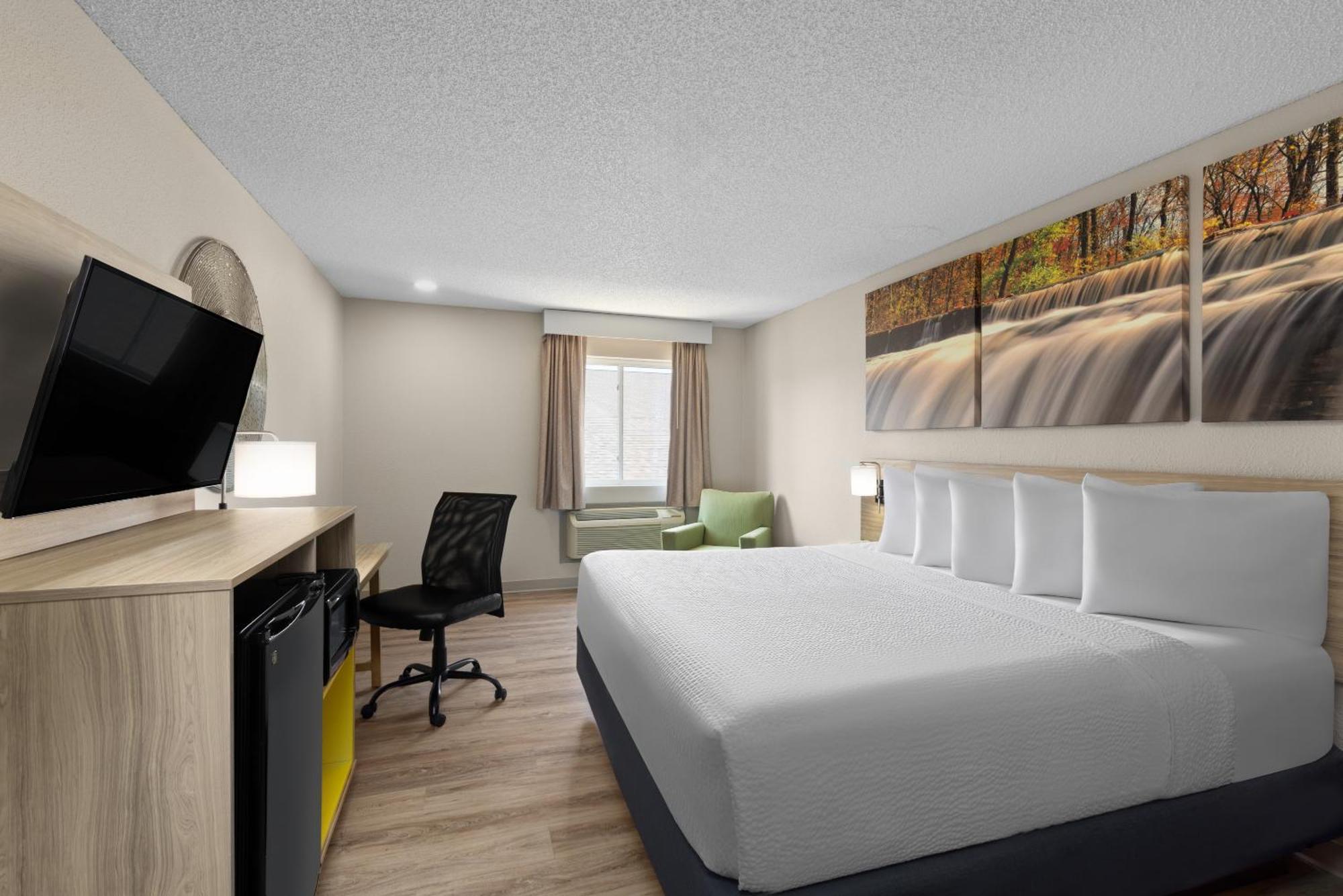 Days Inn By Wyndham Carthage Exteriér fotografie